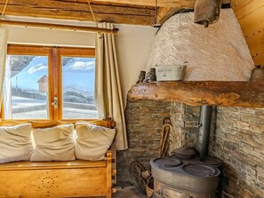 Interior - Authentic chalet, Mont-Blanc view - 8 guests (La Plagne 1800)