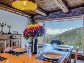 Dining - Authentic chalet, Mont-Blanc view - 8 guests (La Plagne 1800)