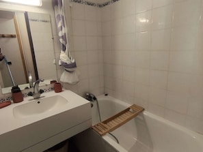 Bathroom - Cozy studio, mountain view - 4 guests (Plagne Bellecôte)