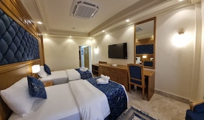 Comfort Twin Room | In-room safe, desk, laptop workspace, iron/ironing board