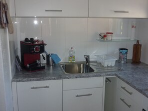 Fridge, microwave, oven, cookware/dishes/utensils - Chalet Rehwiesli, (Flumserberg Tannenheim), by Interhome (Flumserberg Tannenheim)