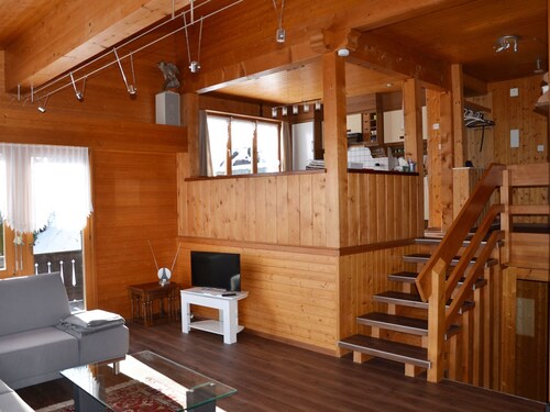 Chalet am Tobelbach, (Flumserberg Tannenheim), by Interhome
