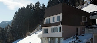 Ascharina, (Flumserberg Tannenheim), by Interhome