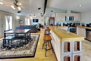 Interior - Seaside Jackalope | Coastal Escape + Large Deck (Galveston)