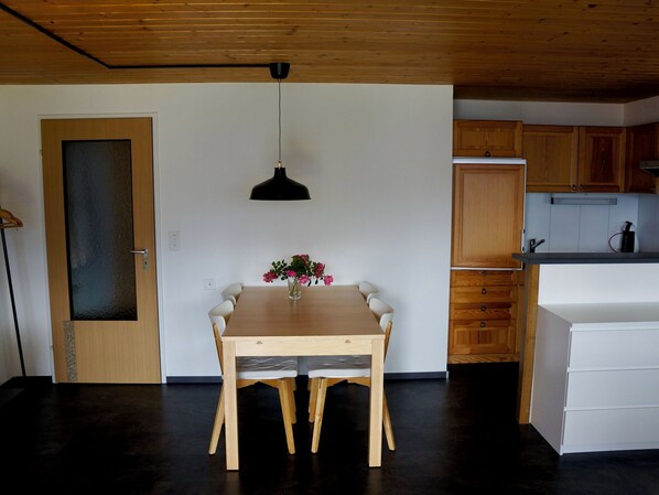 Dining - Haus Panorama B (Whg. Weibel), (Flumserberg Tannenheim), by Interhome (Flumserberg Tannenheim)