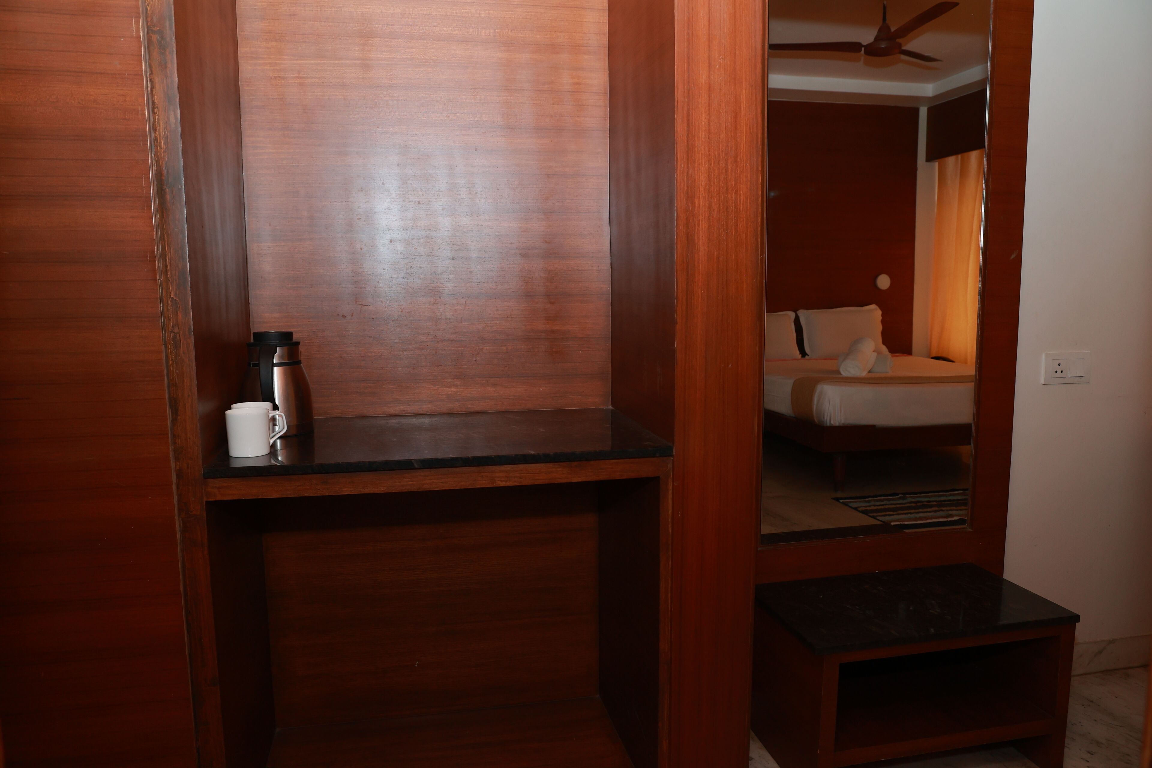 In-room safe, desk, laptop workspace, free WiFi
