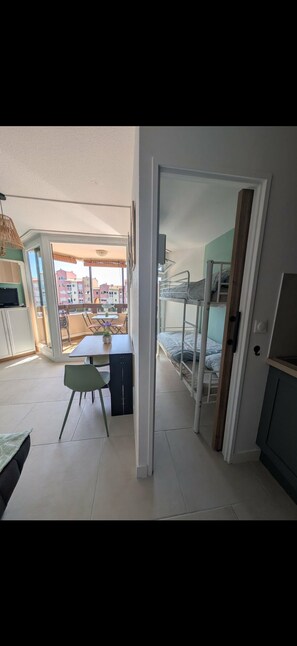 Interior - Vrbo Property (Le Barcarès)