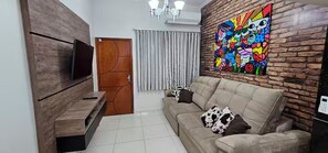 Living area - Cozy house - Near Prudenshopping (Presidente Prudente)