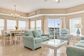 Smart TV - The Pier Perch Ocean View at Cherry Grove (North Myrtle Beach)