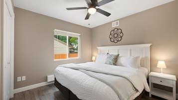 House, Multiple Beds, Garden View (City Park Retreat) | 3 bedrooms, individually decorated, individually furnished, bed sheets