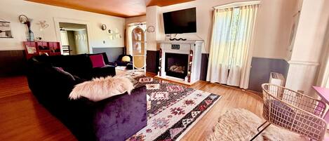 TV, fireplace, foosball, table tennis