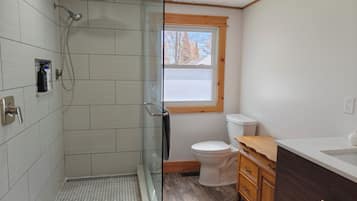 Shower, towels, soap, shampoo
