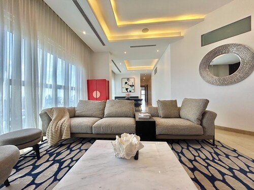 Riverrun Residence
