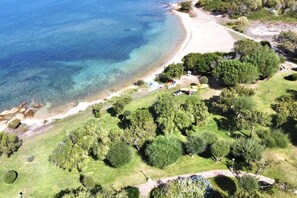 On the beach, beach towels - P.Rotondo1 B106 S, two-room apartment with 5 beds (Porto Rotondo)