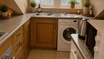 Fridge, microwave, stovetop, electric kettle