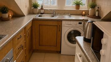 Fridge, microwave, stovetop, electric kettle