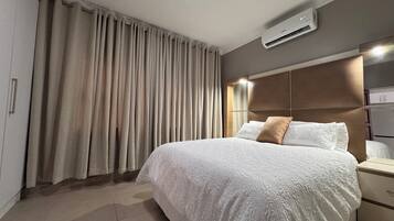 3 dormitorios, tabla de planchar con plancha, wifi gratis y ropa de cama