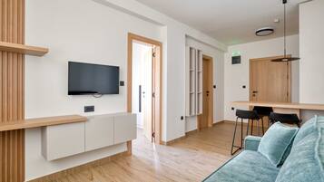 Appartement Classique, balcon | Coin séjour
