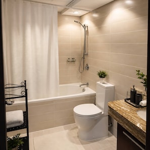 Apartment, 1 Bedroom, Accessible, Balcony | Bathroom - Luxury Downtown Skyline Suite Burj Khalifa View (Dubai)
