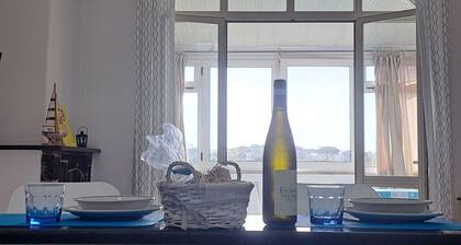 A standalone apartment just a few minutes from downtown Ischia.