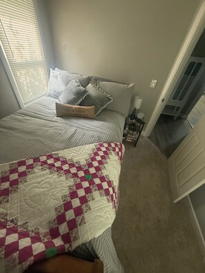 2 habitaciones, wifi gratis y ropa de cama 