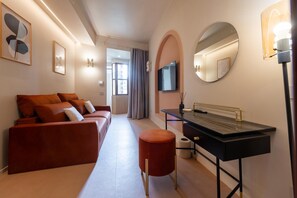 Living area - Vrbo Property (Roma)