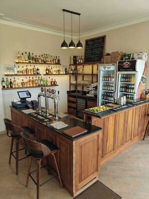 Bar (on property) - TyCounty Boulevard Apartments (Bulanga)