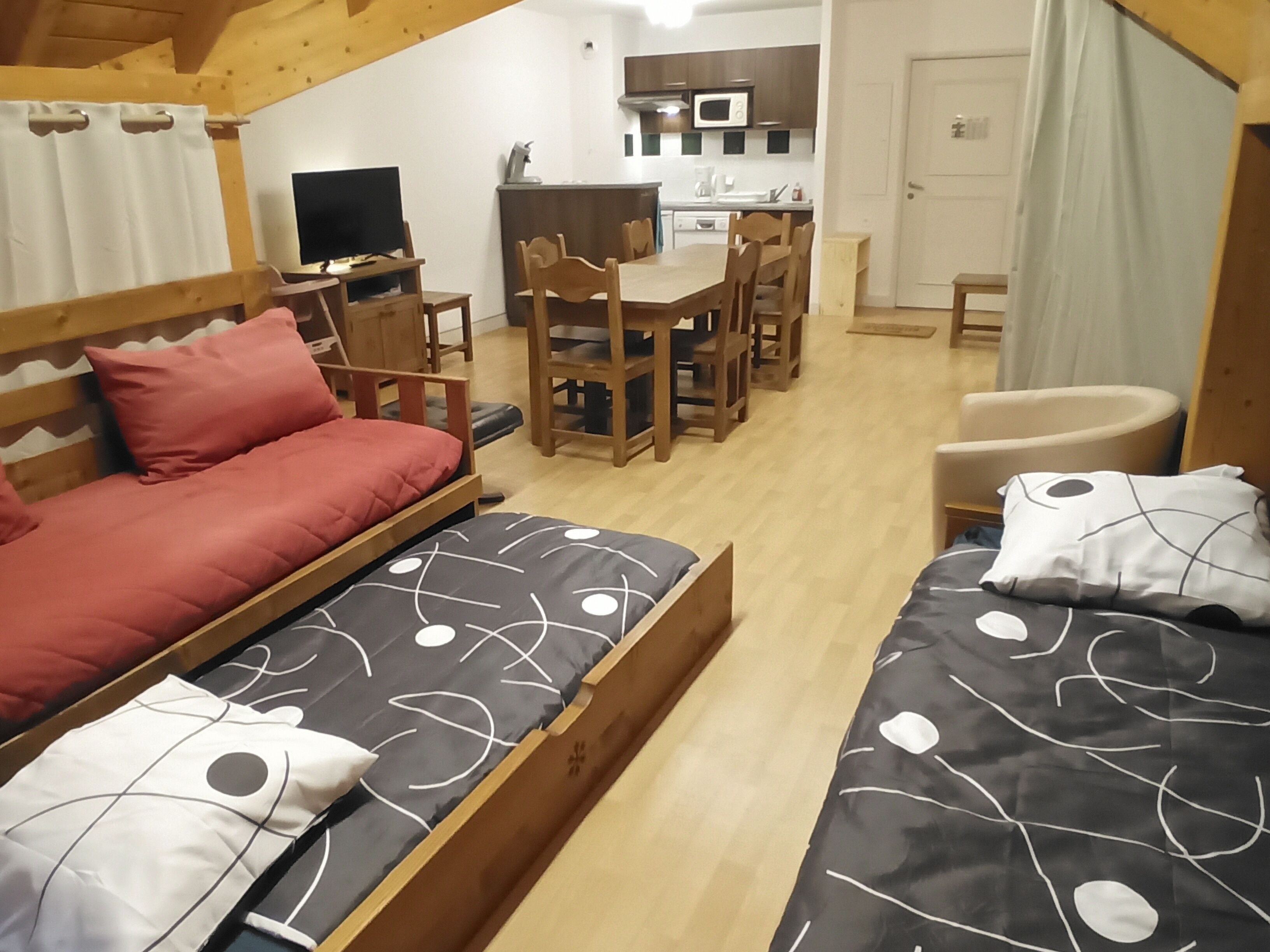 1 bedroom, iron/ironing board, bed sheets