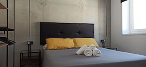 Room - Vrbo Property (cadiz)