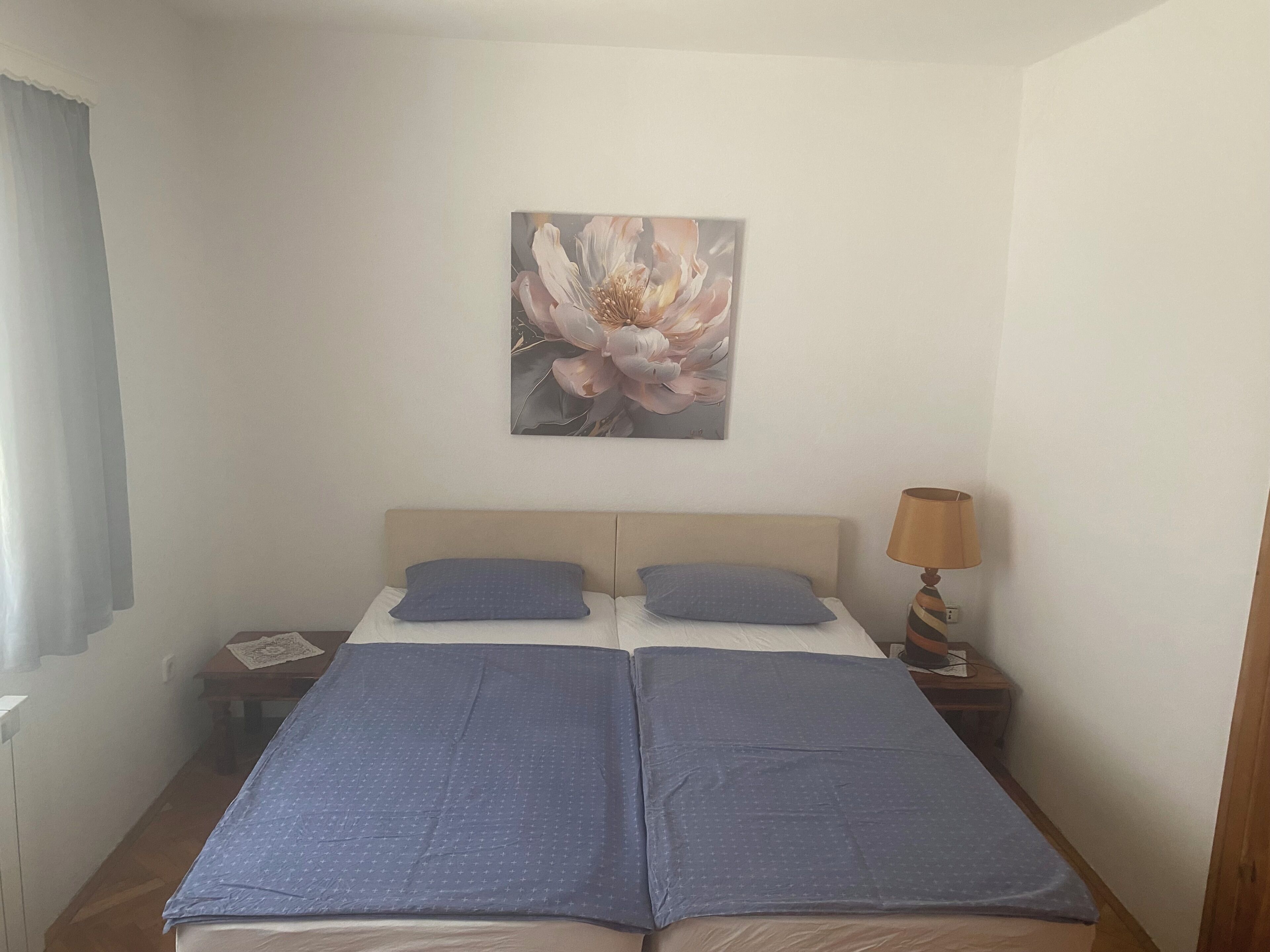 4 chambres, fer et planche à repasser, Wi-Fi, draps fournis