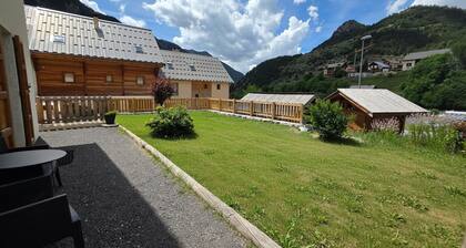 House of 83 m² located in Cervières