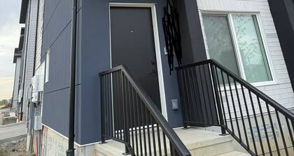 Kingsway-Downtown Luxury Retreat
