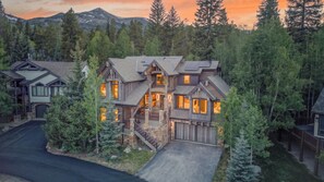 Exterior - Walk to Ski, Peak 8 | Moose Meadows Retreat (Breckenridge)