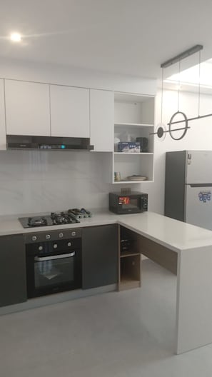 Private kitchen - Kilimani Apartment minutes away from the westlands, China town and Nairobi's CBD (Nairobi)