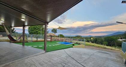 Cozy 1-bedroom cabin with AC in La Unión Sur