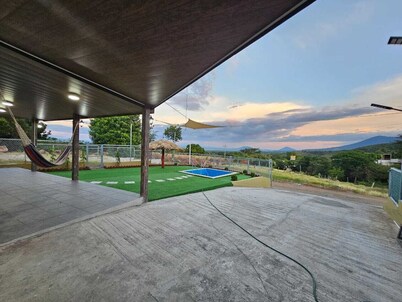 Cozy 1-bedroom cabin with AC in La Unión Sur