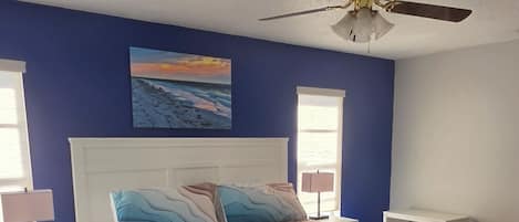 2 habitaciones, tabla de planchar con plancha, wifi y ropa de cama