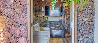 Casa Nazaret | Kanarisches Ferienhaus mit Pool und Jacuzzi, Puntagorda, La Palma