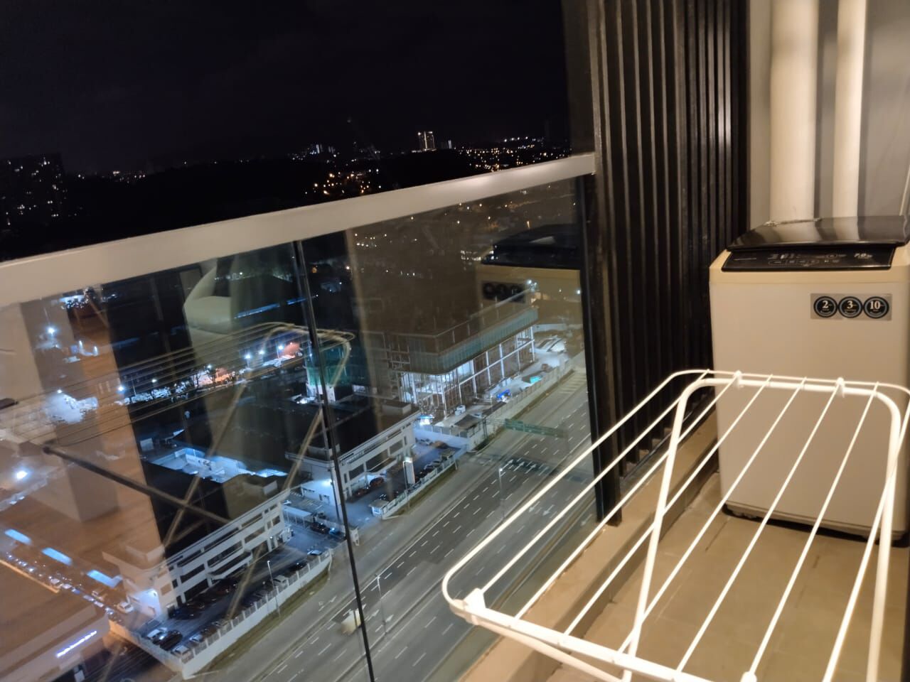 Luksus-lejlighed - 1 queensize-seng - balkon - byudsigt | Overnatningsstedets område