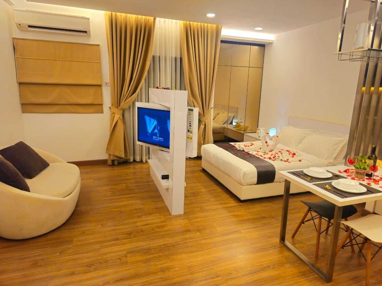 Desk, iron/ironing board, free WiFi