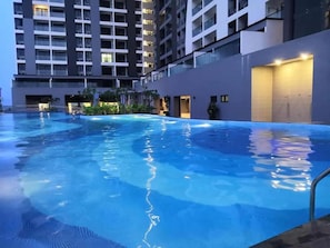 2 outdoor pools - Symphony Tower I Balakong I Luxury  (Seri Kembangan)