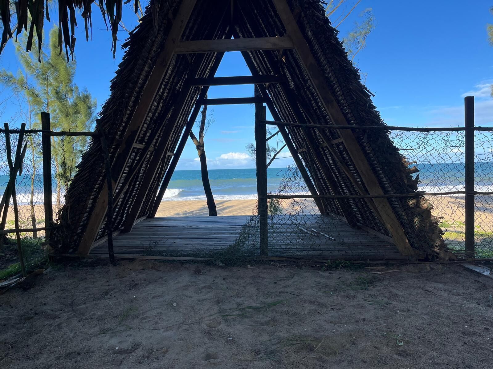 Plage, chaises longues
