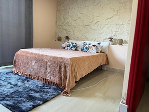 1 dormitorio, escritorio, cuna de viaje y wifi gratis