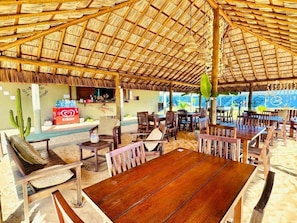 Outdoor dining - Amigos do Vento Chalés e Kite Point (Touros)