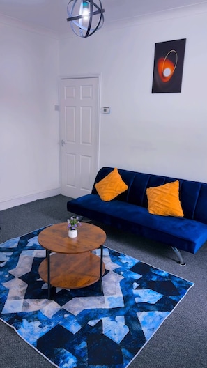 Apartment, 3 Schlafzimmer | Wohnzimmer