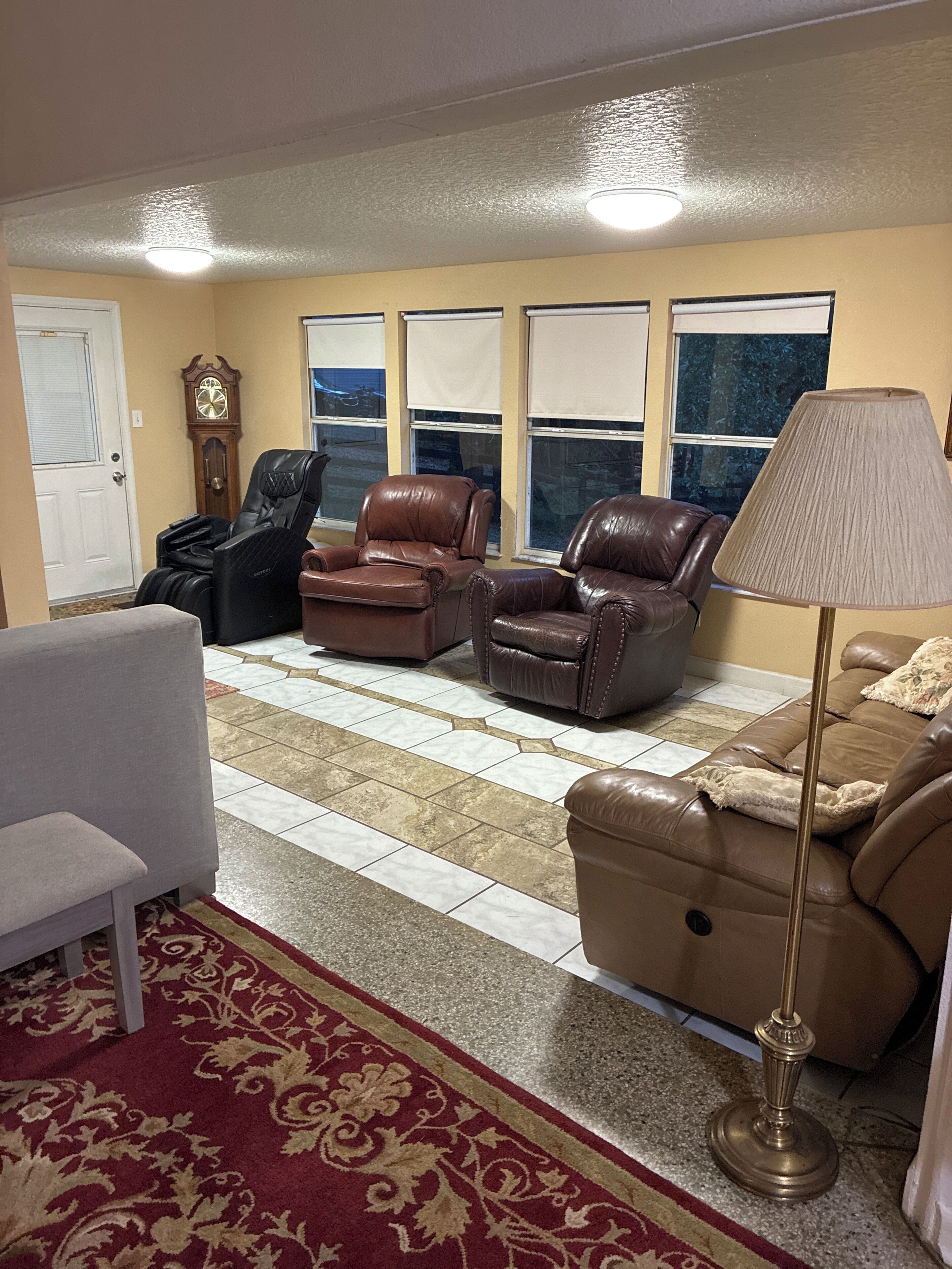 Marvelous 3-bedroom House With Ac In Sunny Orlando And  Spa Tub Outside - Apopka, FL