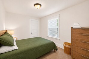 3 Schlafzimmer, Bügeleisen/Bügelbrett, WLAN, Bettwäsche