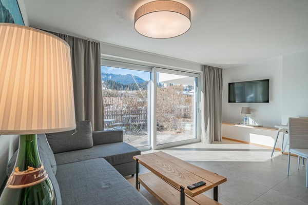 Apartment, 2 Bedrooms | Living area