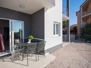Apartment | Speisen im Freien
