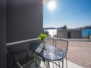 Apartment | Speisen im Freien